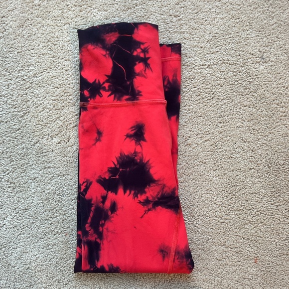 lululemon patterned leggings - Picture 5 of 5